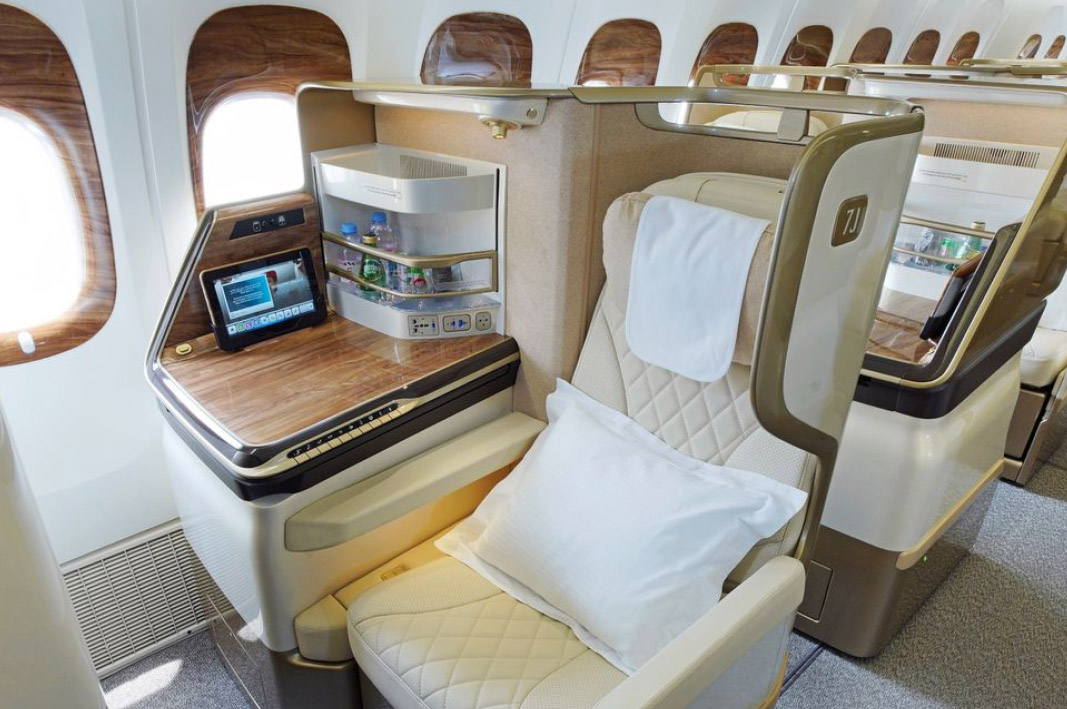 A closer look at the Emirates Business Class Seats.﻿